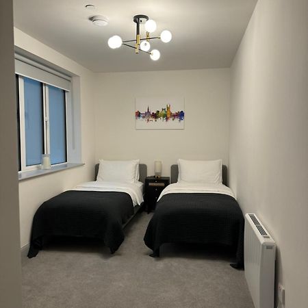 Haus Of Sulis, City Centre Apartment With Lift Access Bath Dış mekan fotoğraf